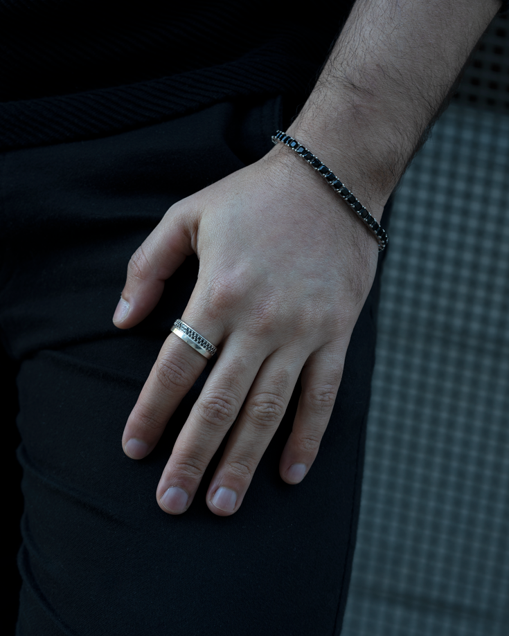 Echo Ring – Black Diamond – view 4