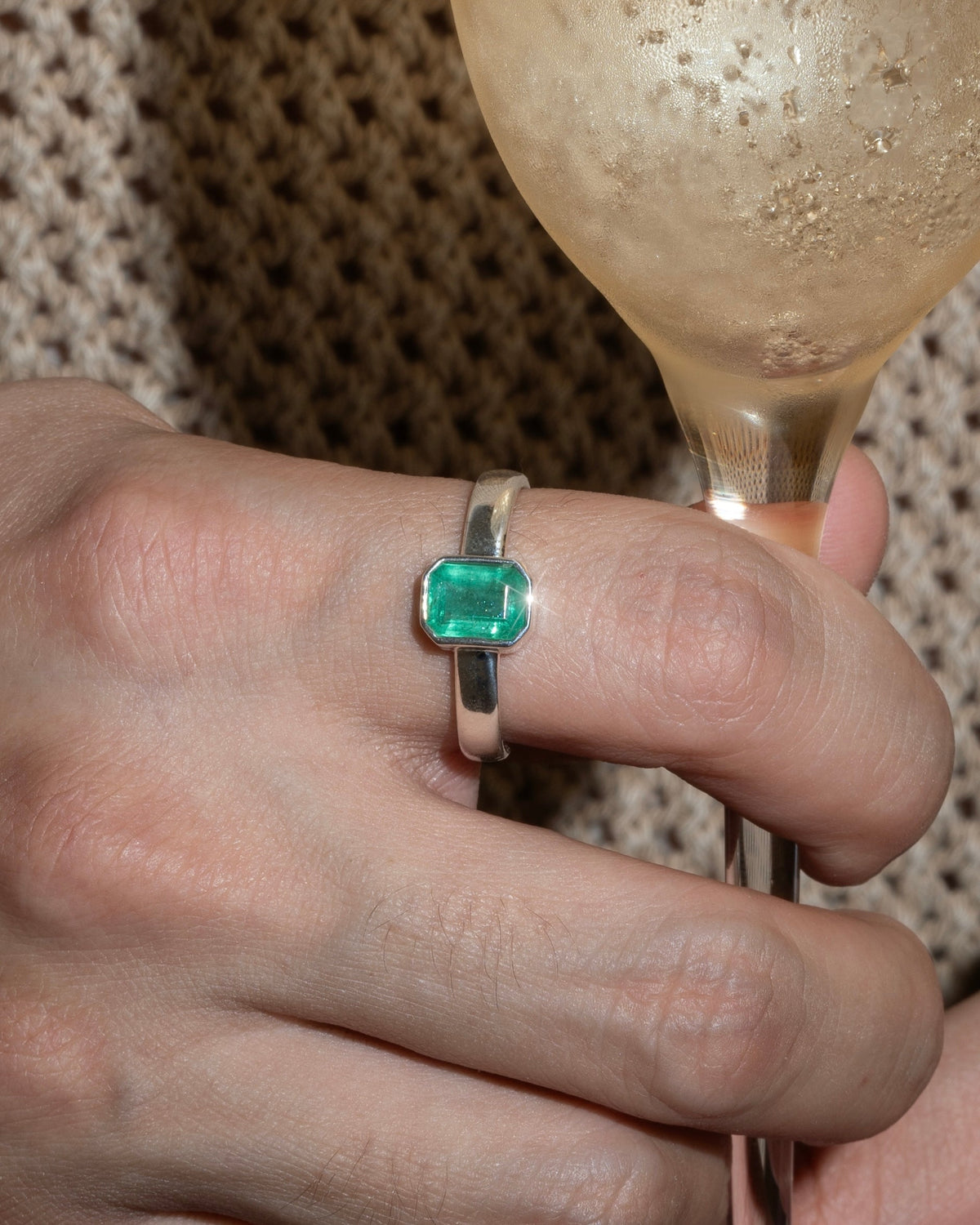 Milano Ring – Emerald – view 4