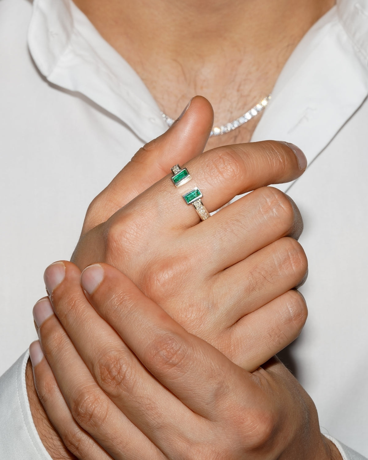 Ritz Ring – Emerald + Diamonds – view 7