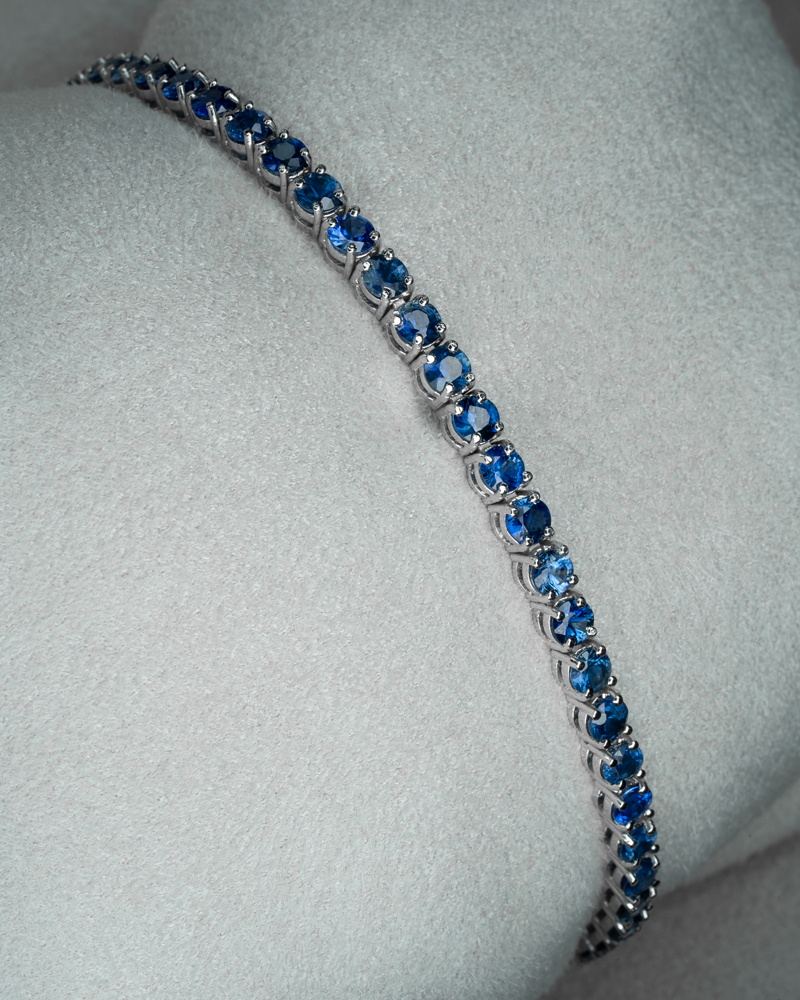 18k Gold Sapphire Tennis Bracelet 3mm – close-up detail
