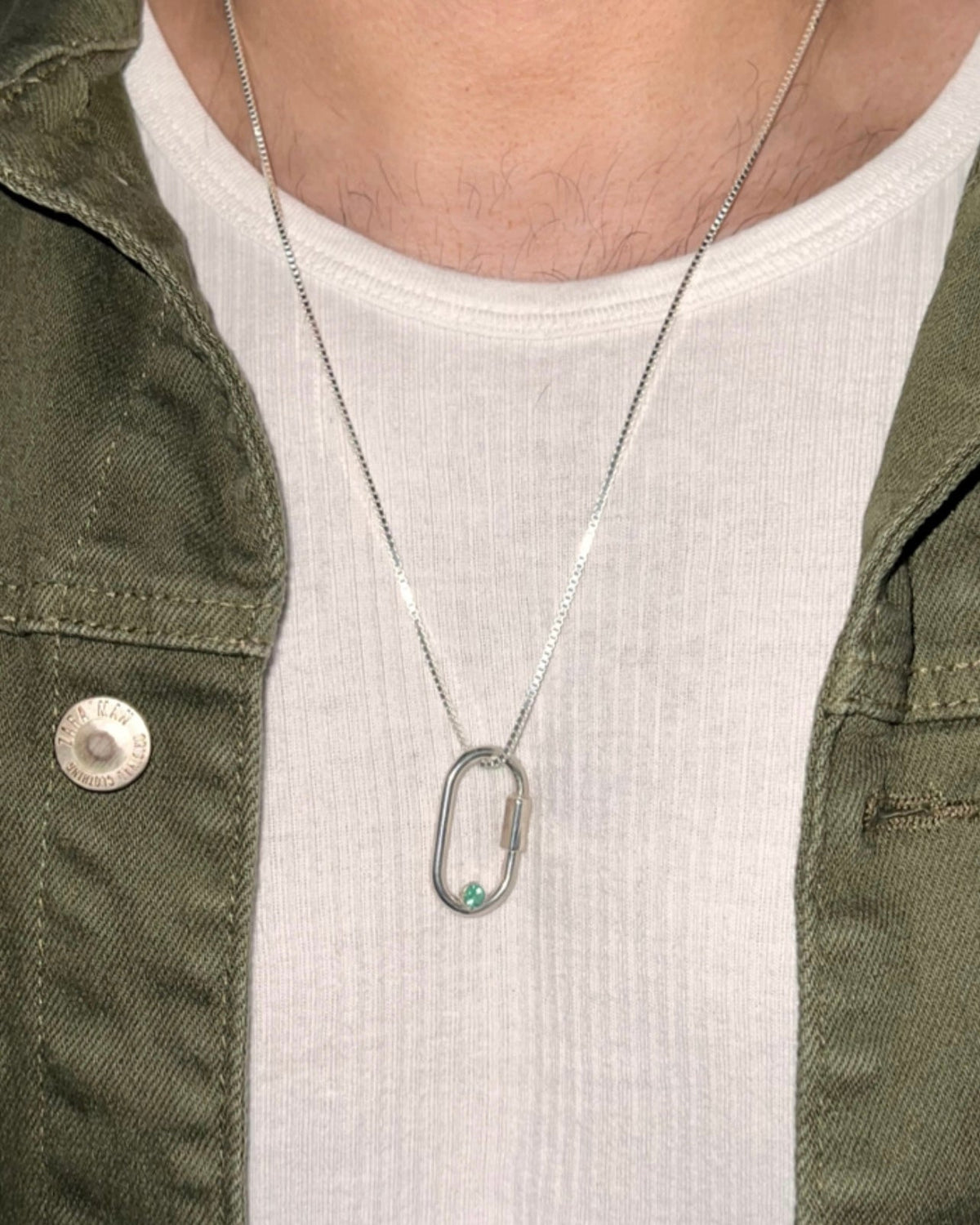 Carabiner Necklace – Emerald – view 2
