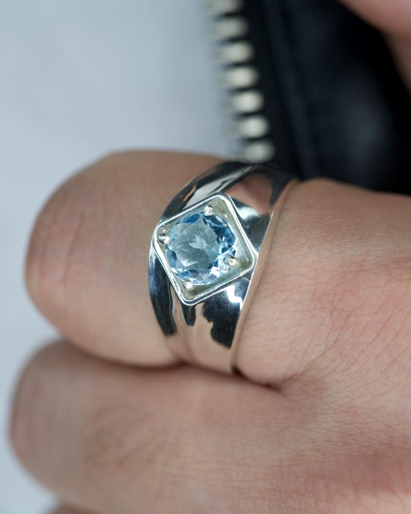 Maldives Ring – Sky Blue Topaz – view 4