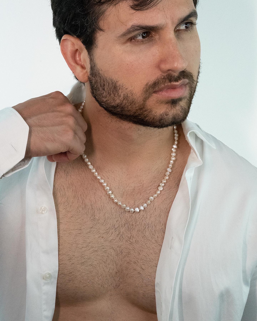 Men's Pearl Necklaces – A Rising Trend