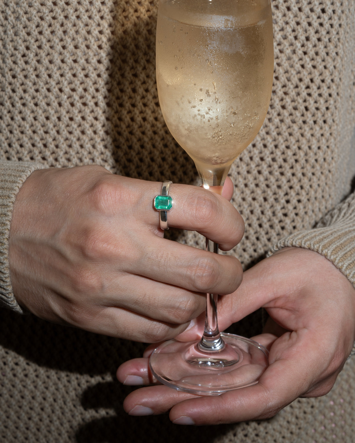 Milano Ring – Emerald – view 2