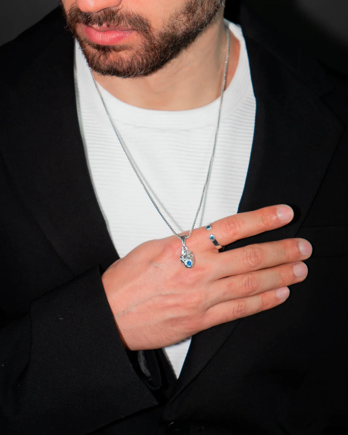 Heart Pendant – Sapphire – worn by a model