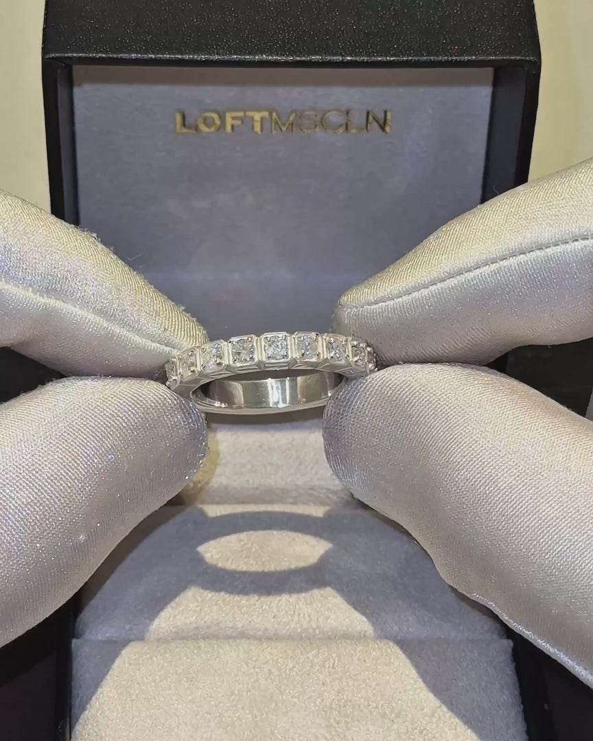 Vendôme Ring – Diamonds – video 1