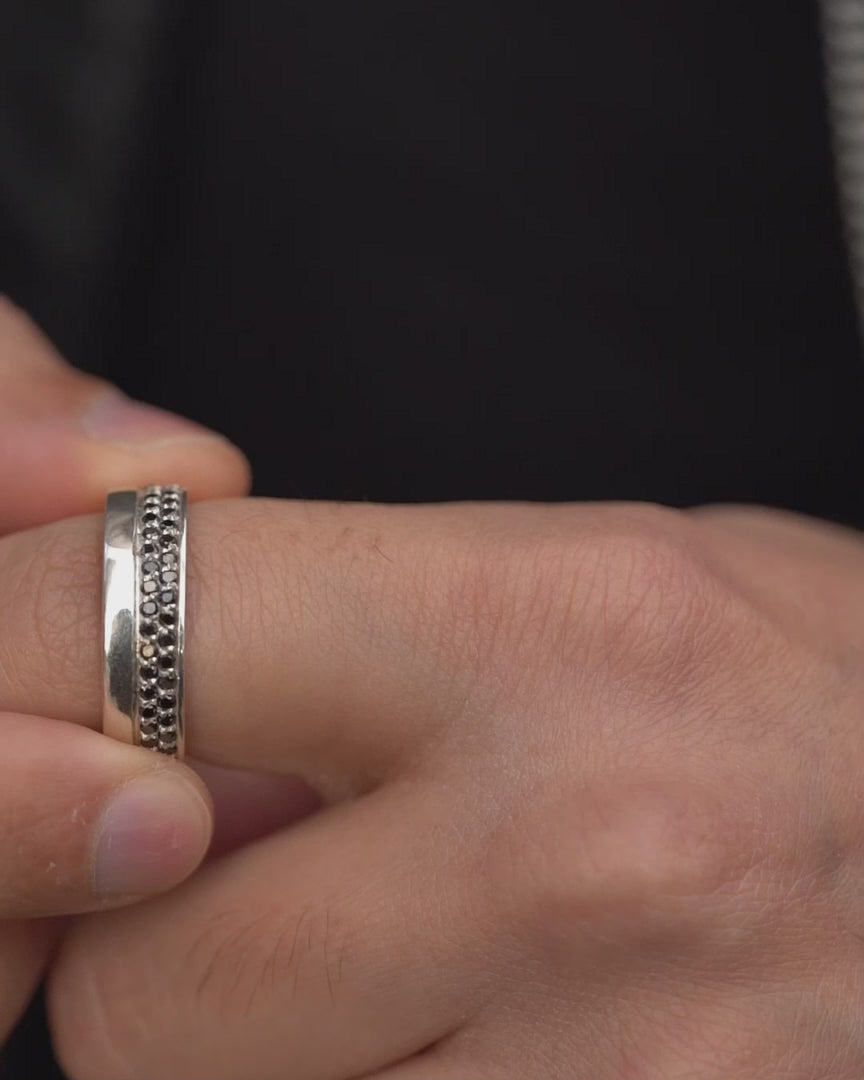 Echo Ring – Black Diamond – video 1