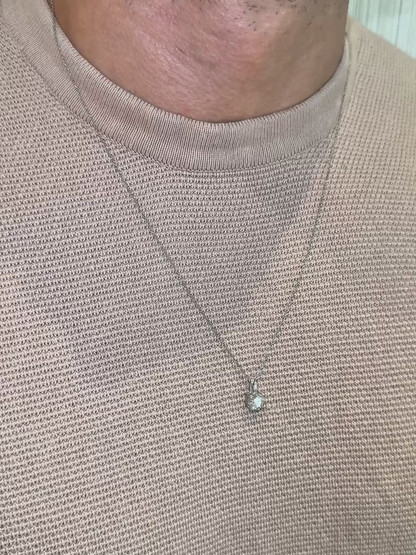Solitaire Necklace – 1ct Diamond – video 4