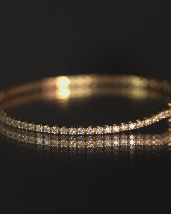 18k Gold Diamond Tennis Bracelet 2mm 3pts – video 1