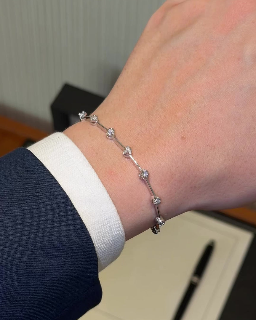 Diamond Knife-Edge Tennis Bracelet 2mm 3pts – video 1